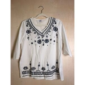 Chic‎ Connection Tunic Women S White good  Embroidered Cotton Boho V-Neck Top
